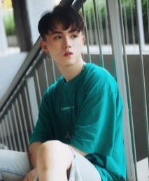 滨江家教黄教员T211131
