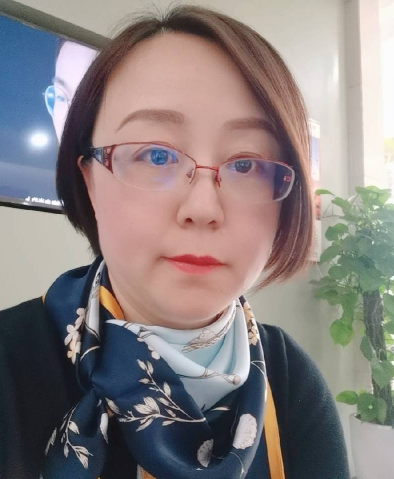 上海茶道家教尹老师T237659